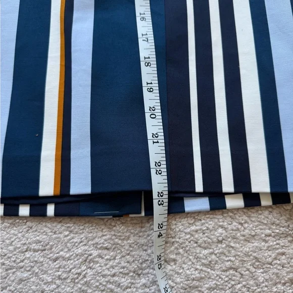 LAST CHANCE - Ann Taylor Striped Blue and White Pencil Skirt, NWT, size 12 - Picture 6 of 6